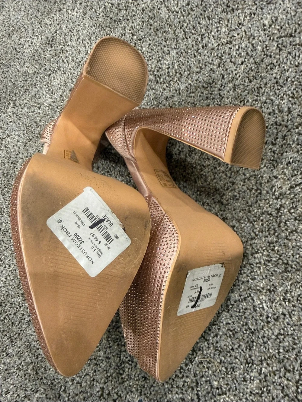 Berness Blaze Platform Pump in Blush Pink